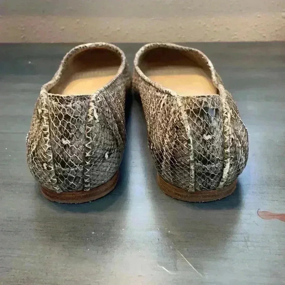 VINCE CAMUTO Women’s Flats - Picture 5 of 8